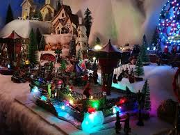 Casa di babbo natale a candela. Turismo Venezia Dove Vedere La Casa Di Babbo Natale In Veneto Veneto360