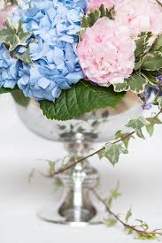 We did not find results for: Ask The Experts A Guide To Picking Your Wedding Flowers By Season Confetti Ie
