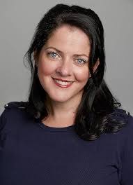 A Letter from Paris: a true story of hidden art, lost romance, and family  reclaimed: Louisa Deasey (author): 9781911617457: Amazon.com: Books