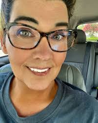 Jennifer Colburn's Instagram, Twitter & Facebook