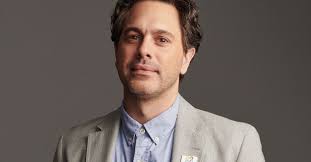 The Newsroom" Star Thomas Sadoski Said Show Wouldn't Work Today