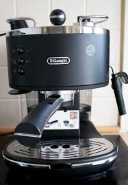 This coffee machine with a milk frother has six tactile buttons for your favourite drink: Delonghi Coffee Machine Instructions Dalgona Coffee Maker