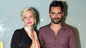 Elenco con en twitter, el actor también expresó disgusto por los deberes que le encargan a sus hijos: Y Los Hijos Brenda Gandini Y Gonzalo Heredia En Una Situacion Que Desperto Mil Comentrarios Minuto Neuquen
