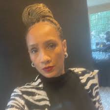 I am trying to make my small living room cozy, any thoughts