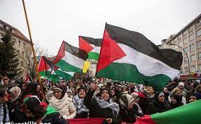 Submitted 2 years ago by dotheslyfox. Klasse Gegen Klasse Happy Chanuka Und Free Palestine