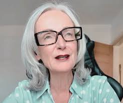 IMPOSTER SYNDROME IN MENOPAUSE