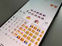 Along with updated designs for the syringe and headphone emojis. Ios 14 5 Apple Zeigt Mehr Als 200 Neue Emojis Fur Iphone Und Ipad