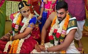 After allegations surfaced on saturday, mohammed siraj charged in to stop play for around eight minutes mohammed siraj talking with umpire paul reiffel during the fourth day of the sydney test. Sunrisers Hyderabad All Rounder Vijay Shankar Got Married Newstrack English 1