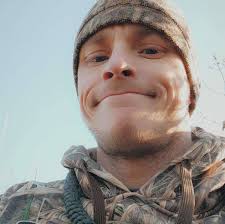 Duck numbers, which were once a bright spot amid wider bird declines, are  now dropping too: https://trib.al/QbKm84b