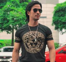 Nur sajat (lahir 6 september 1985) adalah pemilik perniagaan kosmetik malaysia dari kuala lumpur (malaysia). Biodata Faez Nick Pelakon Dan Model Berasal Dari Johor Bahru Azhan Co