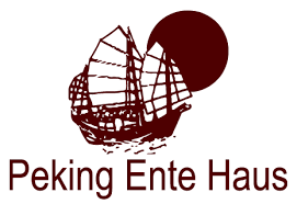 This restaurant offers patrons real peking duck that is carved right at the table by one of the chefs. Peking Ente Haus Bonn Huhnchen Chinesisch Asiatisch Lieferservice Lieferando De