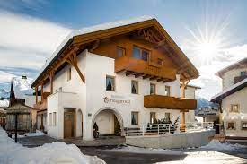 Ubernachten in der tenne ⭐ , germany, bavaria, nuremberg, 40. Apartments In The Centre Of Serfaus