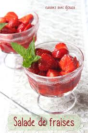 Salade De Fraises Au Citron Et Sucre Vergeoise Recette Salade De Fraises Recette Avec Des Fraises Salade Fraise