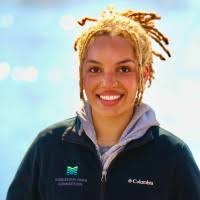 40+ "Esmè" profiles