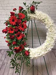 Ginia ginns went above and beyond! Red White Wreath In Charleston Sc Keepsakes Florist