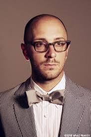 Comedian and banjoist turns 80 years old