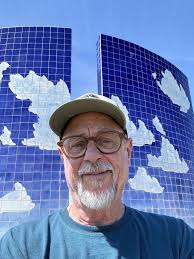 Has anyone been to Unity Village or Loose Park very recently? Are the  flowers in bloom right now?