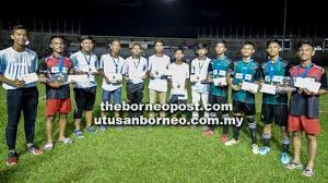 Bagi para pemain wajib untuk tahu kapan saat yang tepat untuk bertahan dan menyerang. 18 Pemain Bola Sepak Muda Sarawak Selangkah Lagi Utusan Borneo Online