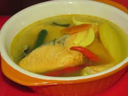 Resepi ikan singgang merupakan resepi yang amat popular dikalangan penduduk malaysia terutamanya dikalangan masyarakat yang tinggal dikawasan diperkampungan. Resepi Ikan Masak Singgang Mudah