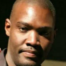 Clara Karimi (@ClaraBANKS)