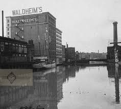 View Looking North Down The Milwaukee River Toward The Waldheim S Furniture Store Building Milwaukee Wisconsin Milwaukee City Milwaukee