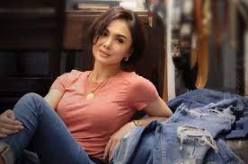 Yuni shara achieved a major domestic breakthrough in 1995 with the release of two highly commercial pop collections. Yuni Shara Blak Blakan Soal Trauma Kdrt Dan Pakai Alat Bantu Seks Selama Menjanda Semua Halaman Grid Id