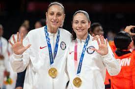 Diana taurasi and sue bird will go for their fifth and final gold medal together on sunday in the final women's basketball game of the tokyo olympics. Eywrc Rhbffzhm