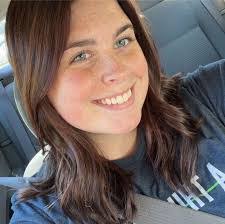 Ashley Lindgren's Instagram, Twitter & Facebook