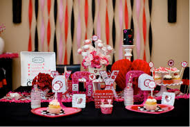 Our valentine's day invitations offer you the annual day of love has shed its image as a day just for couples. 6 Valentine S Day Ideas For Singles Ecampus College Tips News