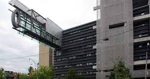 We are passionate about learning and growth in individuals and organizations. Graduate House University Of Toronto Thom Mayne Morphosis 2000 Architecture Design Contemporary Architecture Architecture