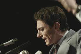 Sull'Isola di Bergman: Tim Roth in un viaggio metacinematografico tra arte  e vita [recensione]