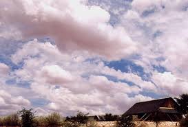 Les nuages sont constamment en mouvement, ils flottent dans le ciel, ne sachant pas les obstacles et en changeant souvent la forme. Le Cycle De L Eau Les Nuages Les Perturbations Les Fronts Culture Maritime