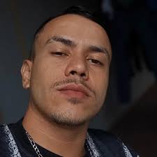 Mottu usada compensa apesar de ser 20 parcelas sem freio a disco e partida  eletrica ?