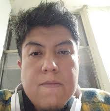 Aaron Araujo's Instagram, Twitter & Facebook