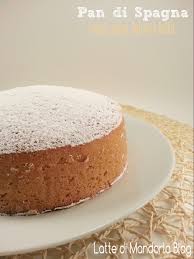 Stemperate l'amido di mais in 50 ml di latte. Pan Di Spagna Senza Zucchero Uova Burro E Latte