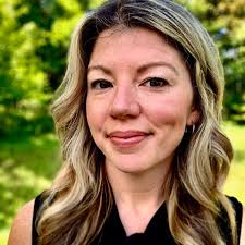 Does anyone know if Safeway carries sushi grade tuna?