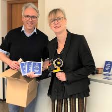 Die poetik der inneren und äußeren welt bei e.t.a. Hoffmann Und Campe Verschickt Care Pakete An Buchhandlungen Buchmarkt