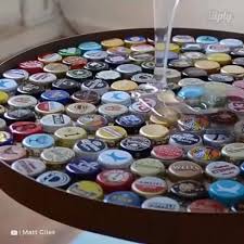 8 050 Vind Ik Leuks 135 Reacties Artcorrect Official Artcorrect Op Instagram Reuse All Those Beer Bottle Caps And T Bierkorken Diy Flasche Craft Bier