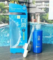 Последние твиты от hada labo malaysia (@hadalabomy). Brighten And Intensify Your Skin Moisture With Hada Labo Whitening Water Gel Essence Let S Roll With Carol