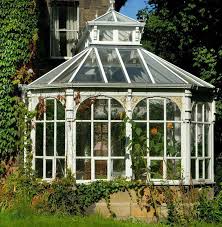 La Veranda Victorienne Du Charme A L Ancienne En 50 Photos Veranda Victorienne Veranda Vintage Veranda