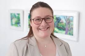 Laura Gerling's Instagram, Twitter & Facebook