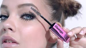 Mega And Massive: L'Oreal Paris Miss Manga Mascara