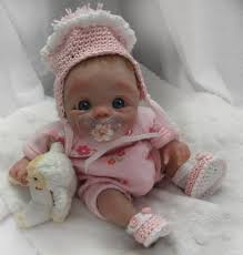 Your baby is starting to build bones and cartilage, and its tiny teeth are forming. All Kind Of Dolls Page 10 Jokeroo Bulletin Board Baby Dolls Clay Baby Cute Dolls