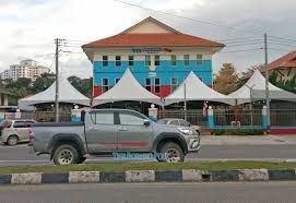 Pendaftaran untuk bantuan umkm rp 2,4 juta ini tak bisa dilakukan secara online. Peka B40 Clinic Set Up To Help Register Eligible Applicants