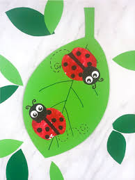 Bug Craft For Kids Make This Easy Ladybug Project That S Fun And Comes With A Free Printable Template Kids Ki In 2020 Ladybug Crafts Bug Crafts Babysitting Crafts