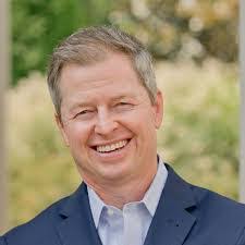 Shane Whitman's Instagram, Twitter & Facebook