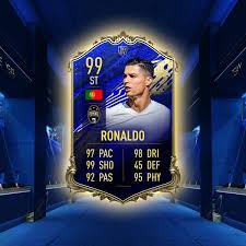 This is his icon / legend card. Fifa 20 Toty Ronaldo Ist Der Zwolfte Mann Lewandowski Geht Leer Aus