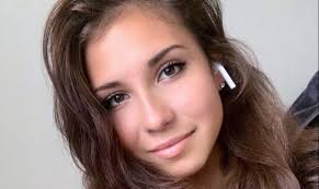 Диана дэвис трогательно поздравила глеба смолкина с особым событием. Eteri Tutberidze Trogatelno Pozdravila Doch S Dnem Rozhdeniya