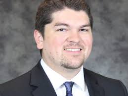 Robert Shetler's Instagram, Twitter & Facebook