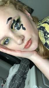Snake Look Unconventional Makeup Alternative Makeup Creative Halloween Makeup